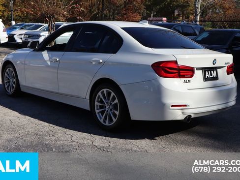 Used 2018 BMW 320i Sedan image 9