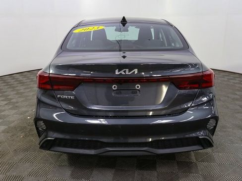 Used 2023 Kia Forte LXS w/ LXS Technology Package image 8