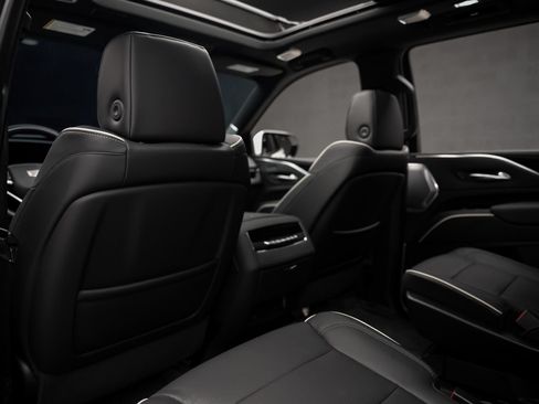 Used 2022 Cadillac Escalade Sport w/ Touring Package AWD/4WD image 70