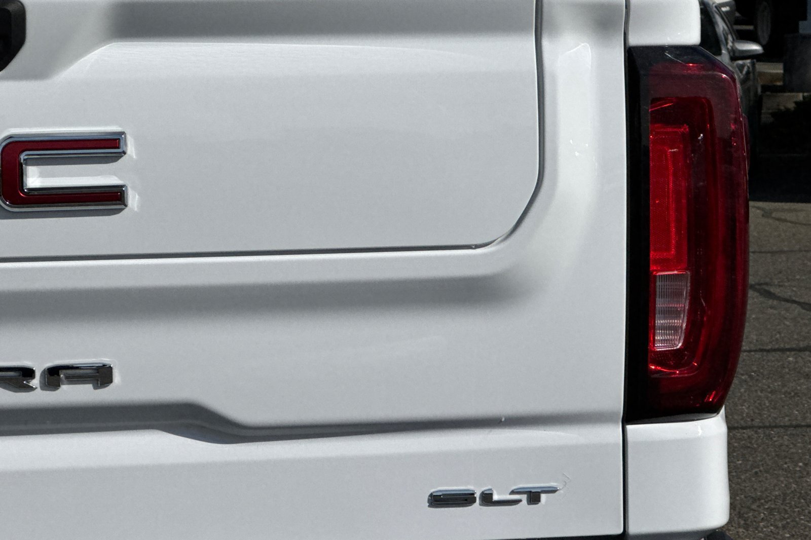 Used 2024 GMC Sierra 1500 SLT AWD/4WD image 49