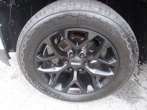 Used 2013 GMC Sierra 1500 SLE w/ Power Tech Package image 11