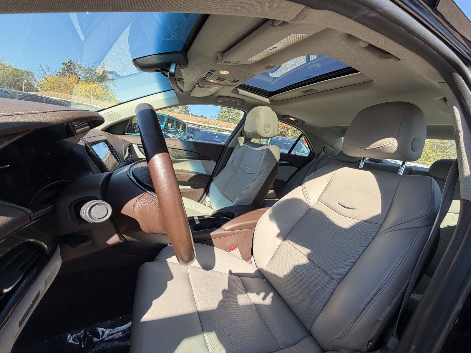 Used 2014 Cadillac ATS Luxury w/ Cold Weather Package AWD/4WD image 11