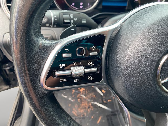 Used 2020 Mercedes-Benz GLC 300 image 20