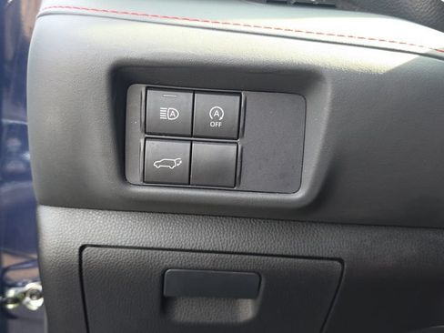 Used 2023 Toyota Highlander XSE FWD image 13