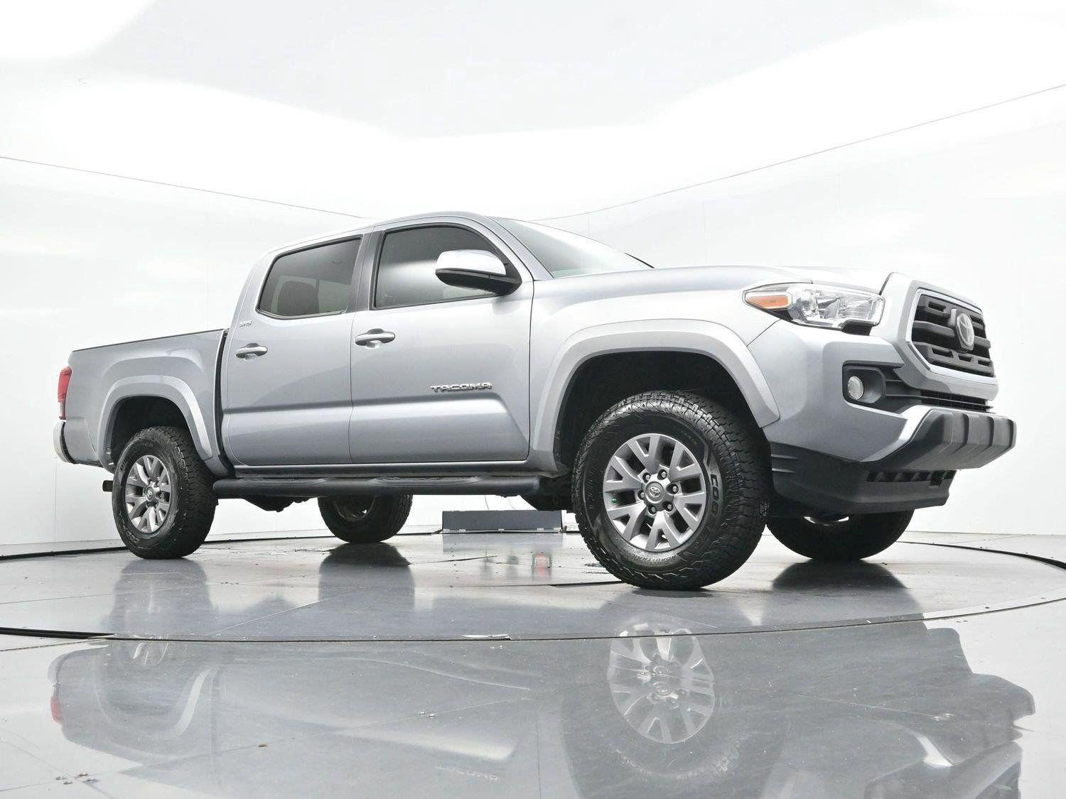 Used 2019 Toyota Tacoma SR5 AWD/4WD image 37
