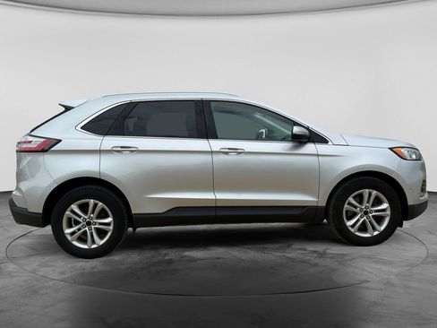 Used 2019 Ford Edge SEL w/ Equipment Group 201A AWD/4WD image 10