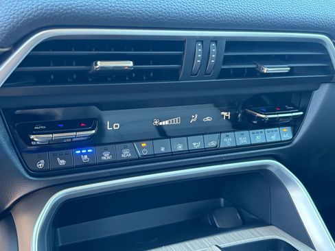 New 2026 MAZDA CX-90 Plug-In Hybrid w/ Preferred image 16