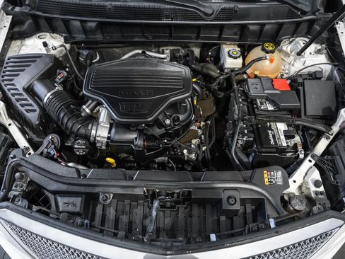 Used 2017 Cadillac XT5 Luxury image 23