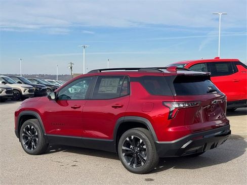 New 2026 Chevrolet Equinox RS w/ LPO, Floor Liner Package image 4