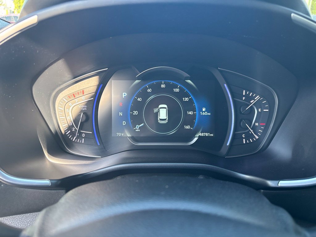 Used 2020 Hyundai Santa Fe Limited AWD/4WD image 6