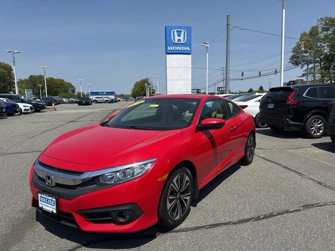 Used 2018 Honda Civic EX-T image 3
