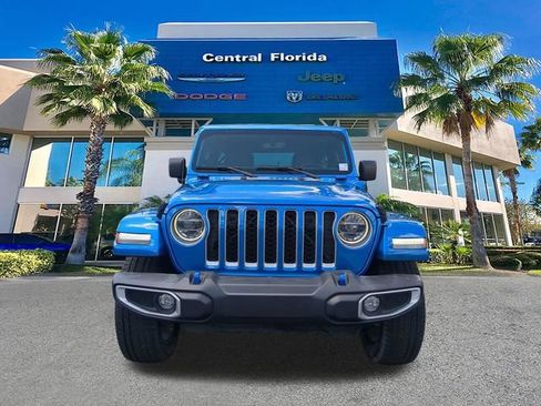 Certified 2022 Jeep Wrangler Unlimited Sahara w/ Safety Group AWD/4WD image 3
