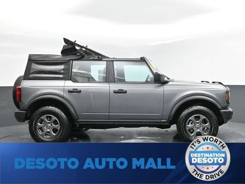 Used 2023 Ford Bronco 4-Door AWD/4WD image 9