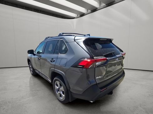 Used 2024 Toyota RAV4 XLE AWD/4WD image 3