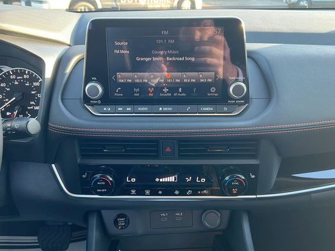 New 2026 Nissan Rogue SV image 24