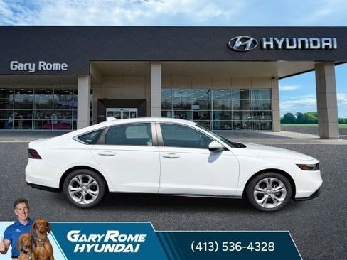 Used 2024 Honda Accord LX image 11
