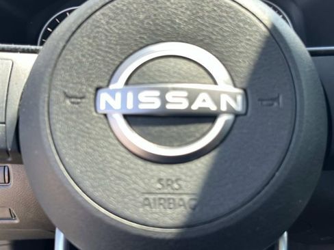 Used 2023 Nissan Rogue SL w/ SL Premium Package FWD image 35