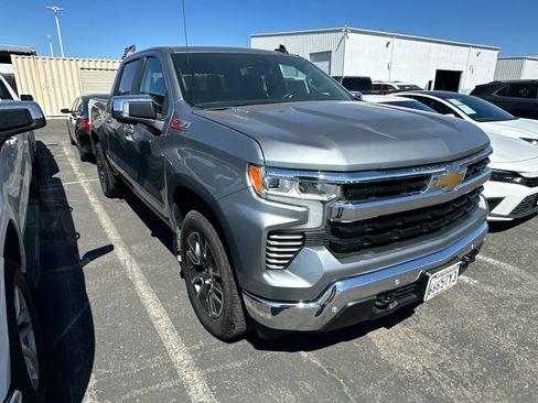 Used 2024 Chevrolet Silverado 1500 LT AWD/4WD image 2