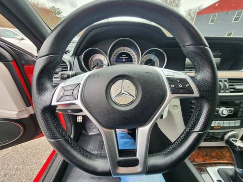 Used 2013 Mercedes-Benz C 300 4MATIC Sedan image 19