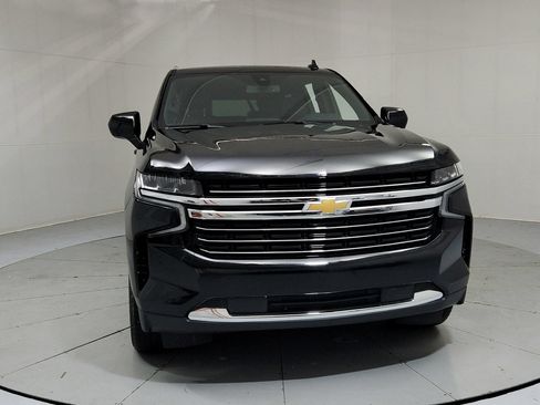 Used 2021 Chevrolet Tahoe LT w/ Rear Media and Nav Package AWD/4WD image 8