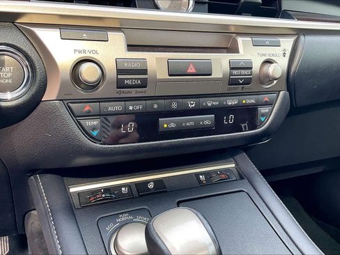 Used 2016 Lexus ES 350 w/ Navigation System Package image 33