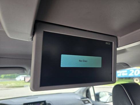 Used 2023 Honda Odyssey Elite image 25
