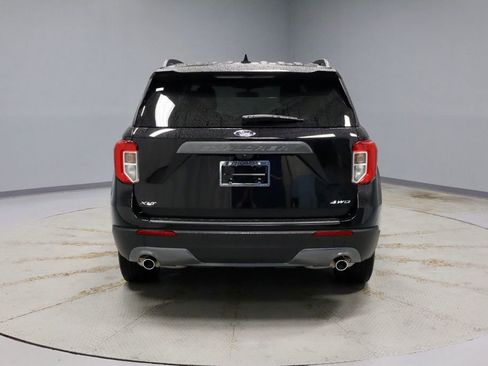 Certified 2024 Ford Explorer XLT w/ Equipment Group 202A AWD/4WD image 10