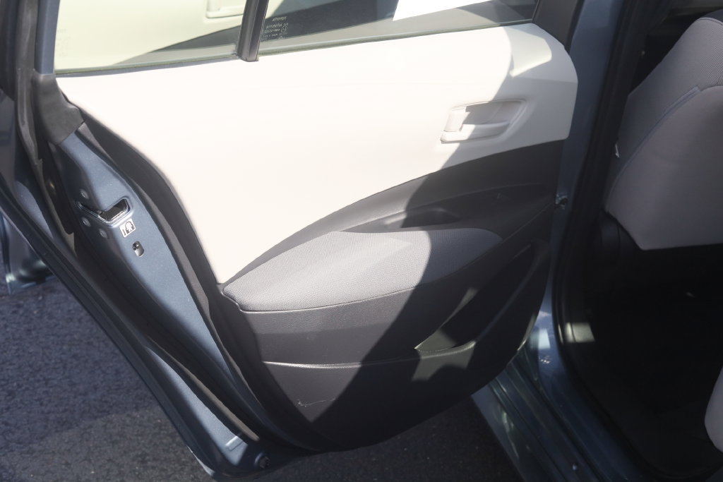 Used 2024 Toyota Corolla LE FWD image 25