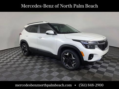 Used 2024 Kia Seltos EX AWD/4WD image 8