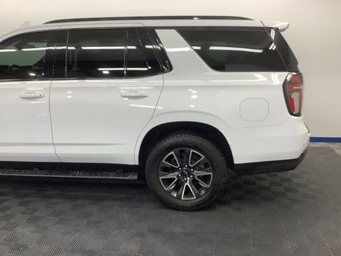 Used 2021 Chevrolet Tahoe Z71 w/ Luxury Package AWD/4WD image 4