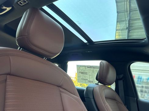 New 2026 Lincoln Nautilus Reserve image 15