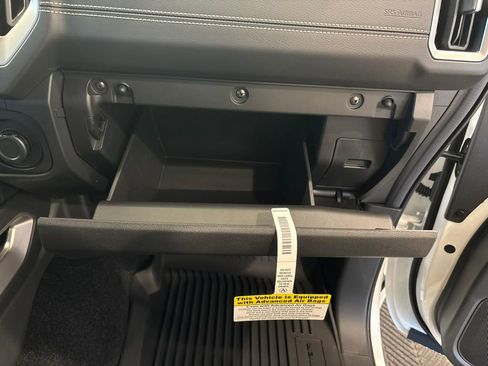 New 2026 Nissan Frontier SV w/ All-Weather Content Package image 28