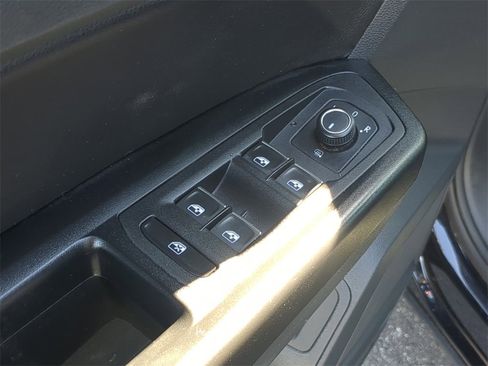 Used 2019 Volkswagen Atlas SEL R-Line image 19