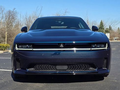 Used 2024 Dodge Charger Daytona R/T w/ Plus Group AWD/4WD image 11