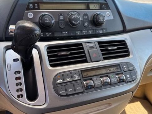 Used 2010 Honda Odyssey EX-L image 4