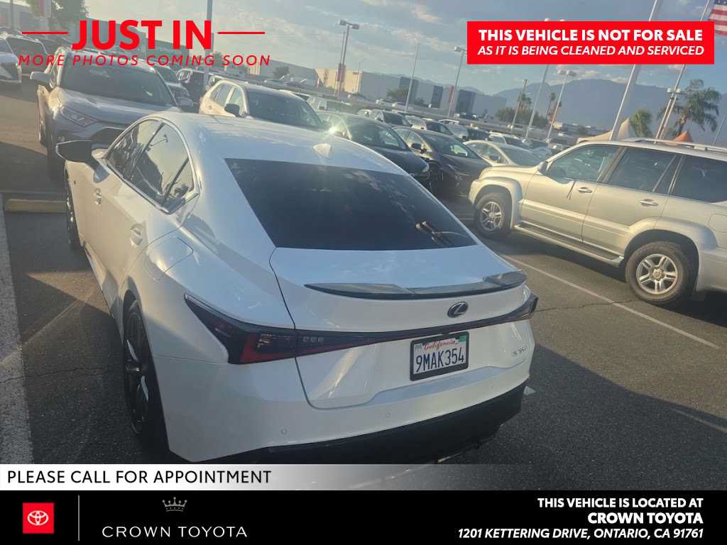 Used 2024 Lexus IS 350 F Sport RWD image 7