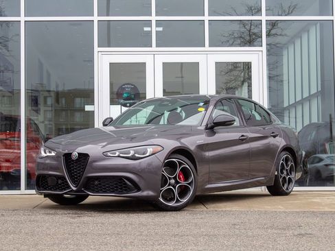 New 2025 Alfa Romeo Giulia AWD w/ Veloce Package AWD image 1