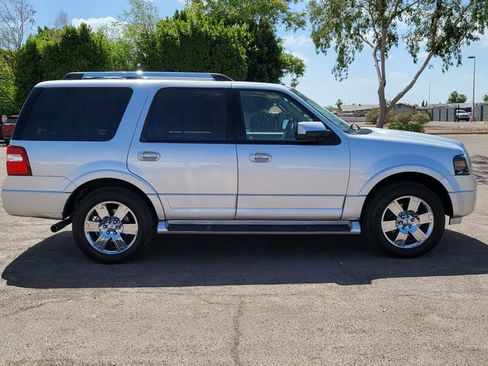 Used 2010 Ford Expedition Limited RWD image 10
