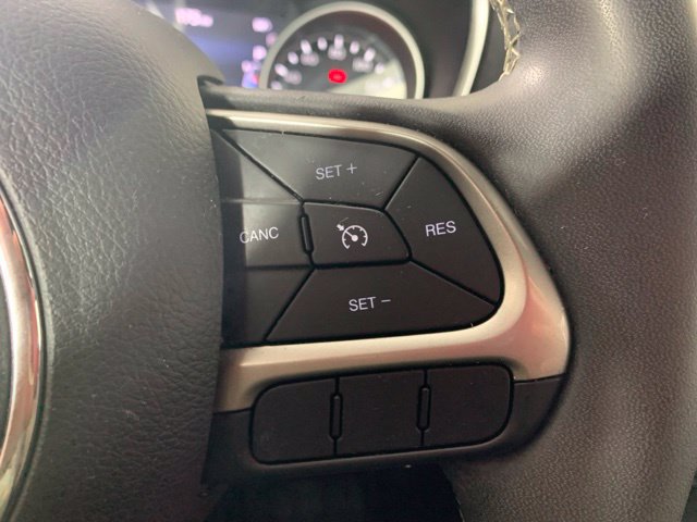 Used 2021 Jeep Compass Latitude FWD image 28