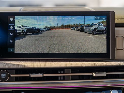 Used 2025 Hyundai Santa Fe Calligraphy w/ Tow & Go Package image 51