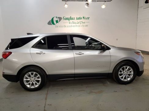 Used 2020 Chevrolet Equinox LS w/ LS Convenience Package image 7