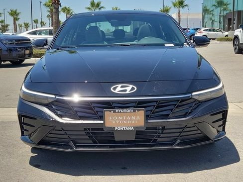 New 2026 Hyundai Elantra Limited FWD image 34