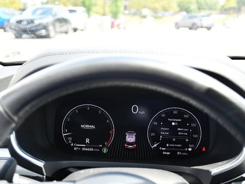 Used 2023 Acura MDX FWD image 13