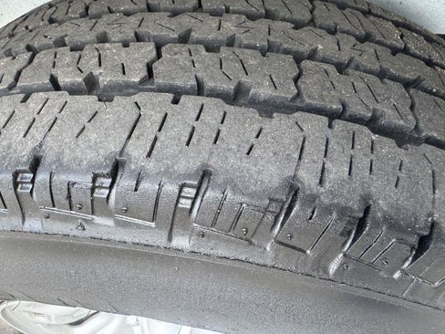 Used 2017 Nissan NV 2500 SV image 22