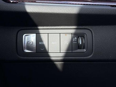 Used 2024 Chevrolet Traverse RS w/ LPO, Floor Liner Package image 24