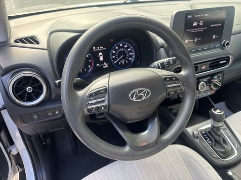 Used 2023 Hyundai Kona SEL image 13