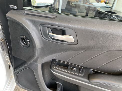 Used 2020 Dodge Charger Scat Pack RWD image 38
