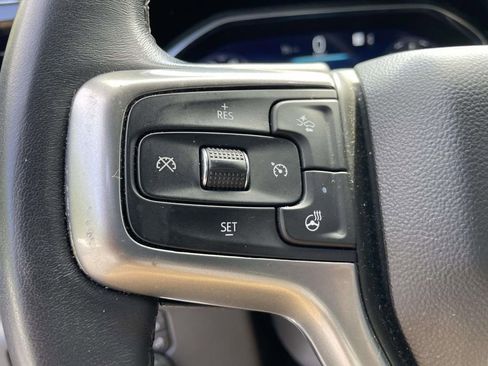 Used 2022 Chevrolet Silverado 1500 LT AWD/4WD image 20