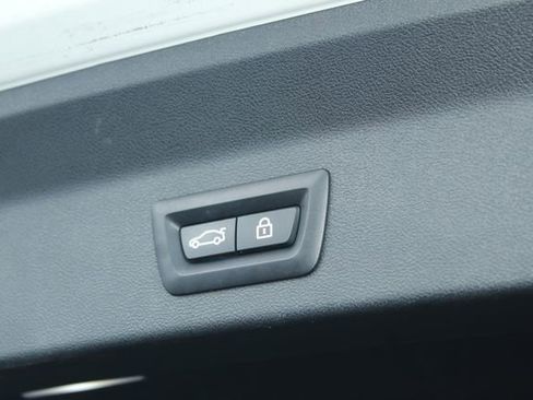 Certified 2023 BMW X3 xDrive30i w/ M Sport Package image 9