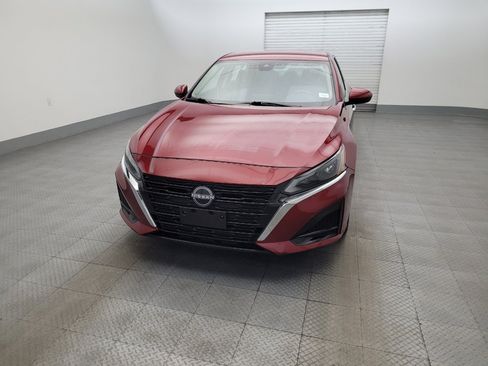 Used 2023 Nissan Altima 2.5 SV AWD/4WD image 15